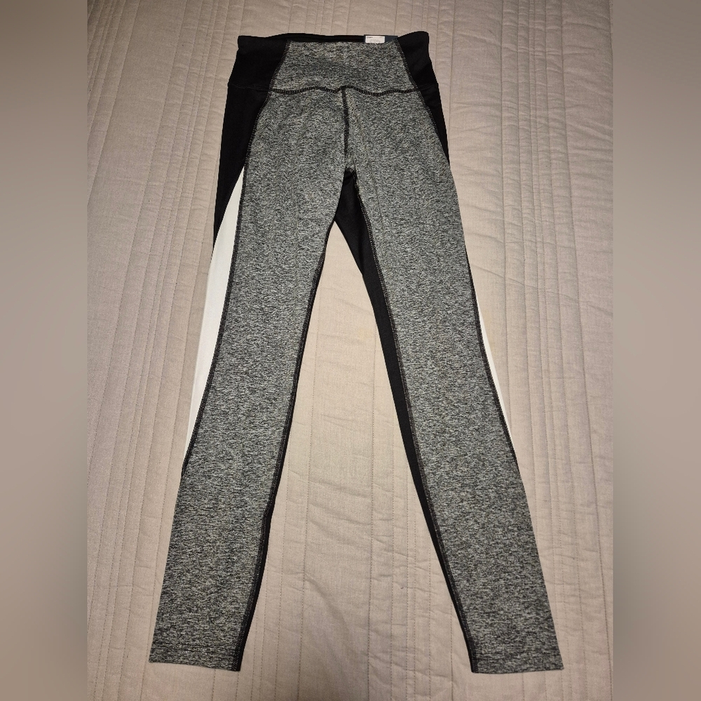 New Tek Gear Gray and Black Leggings